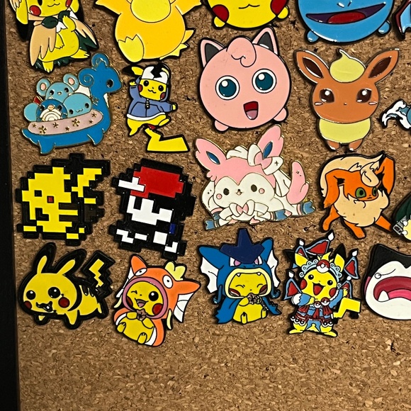 Pokemon Charmander Squirtle Pin Choice Pins Charizard Streetwear Hats Hat Brooch - Picture 9 of 12